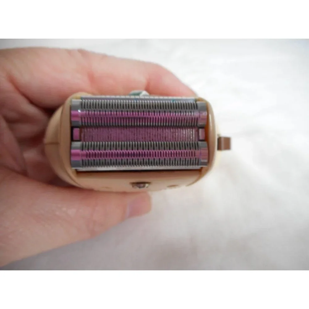 Vintage Schick Super Honed Electric Razor in case